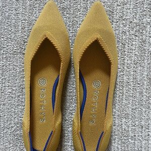 Rothy’s mustard 8.5